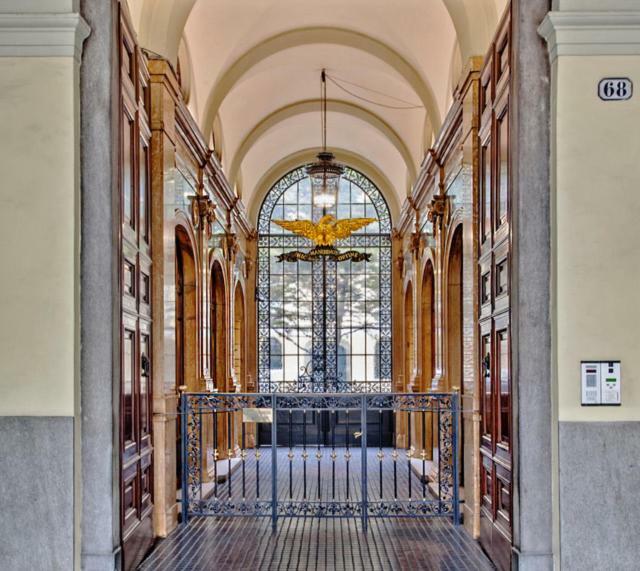 Appartement Golden Eagle à Turin Extérieur photo