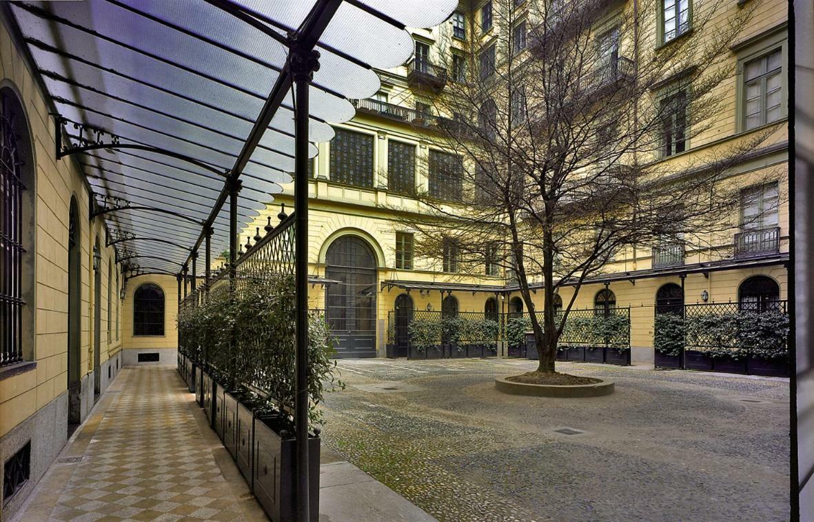 Appartement Golden Eagle à Turin Extérieur photo